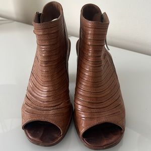 Paul Green Cayanne Peep Toe Sandal